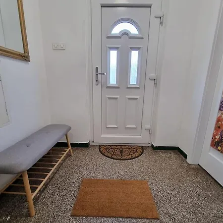 The Rowhouse - Free Parking Appartamento Lubiana